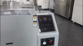Essai de résistance à la corrosion de chambre d'essai au brouillard salin